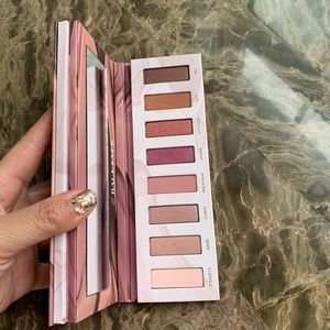 Urban Decay Backtalk palette